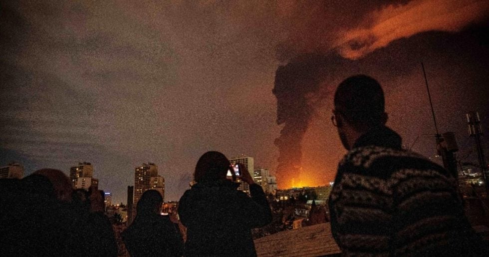 «Η Τεχεράνη είναι μαύρη, όπως το μέλλον μας» - Συγκλονίζουν μαρτυρίες κατοίκων της πρωτεύουσας του Ιράν
